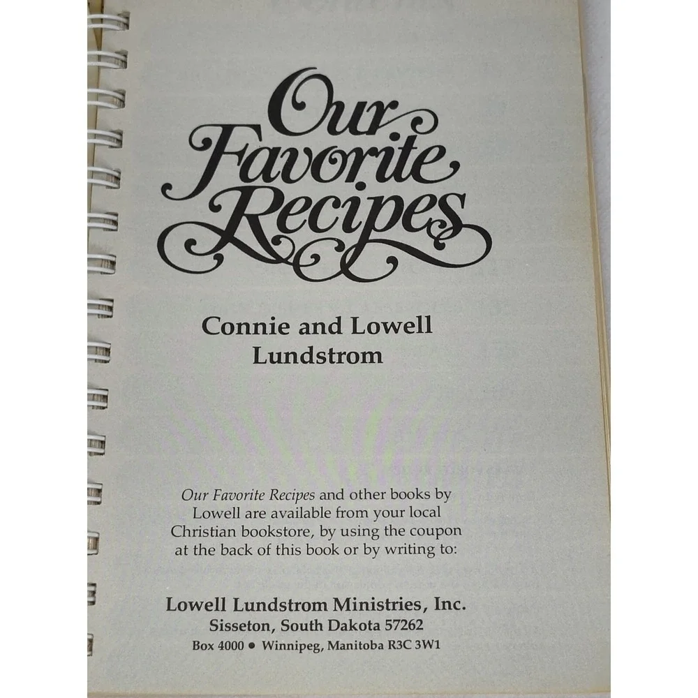 Cookbook Our Favorite Recipes Lowell Connie Lundstrom 1982‎ Christian👀📸SEE📸